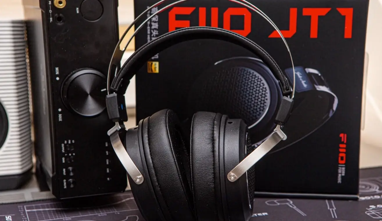 Fiio jt1 closer look woth box