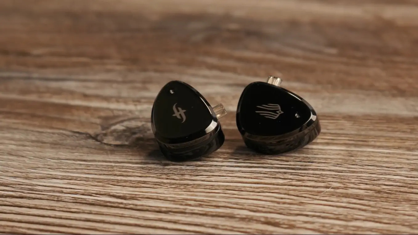 Ultimate Guide to In-Ear Monitor (IEM) Headphones